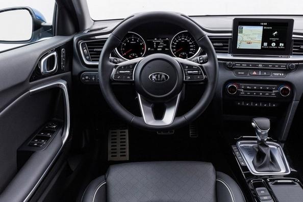 Обзор универсала Kia Ceed SW третьего поколения фото 5