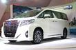Люксовый минивэн Toyota Alphard третьего поколения
