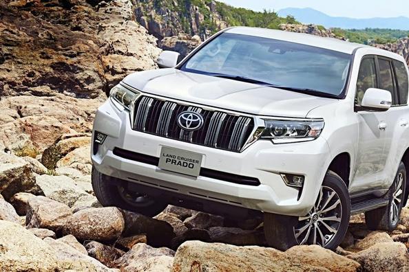 Обновленный внедорожник Toyota Land Cruiser Prado фото 7