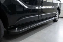 Nissan NV300/Primastar 2016- гг. Боковые Подножки Allmond Black (2 шт., Алюминий) фото 1