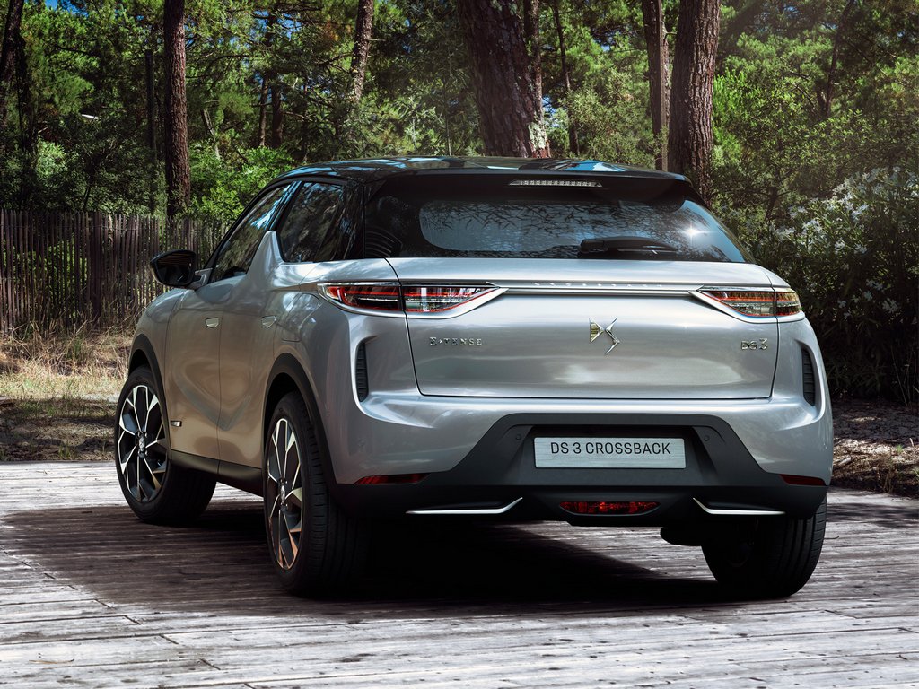 Новый премиальный кроссовер DS 3 Crossback