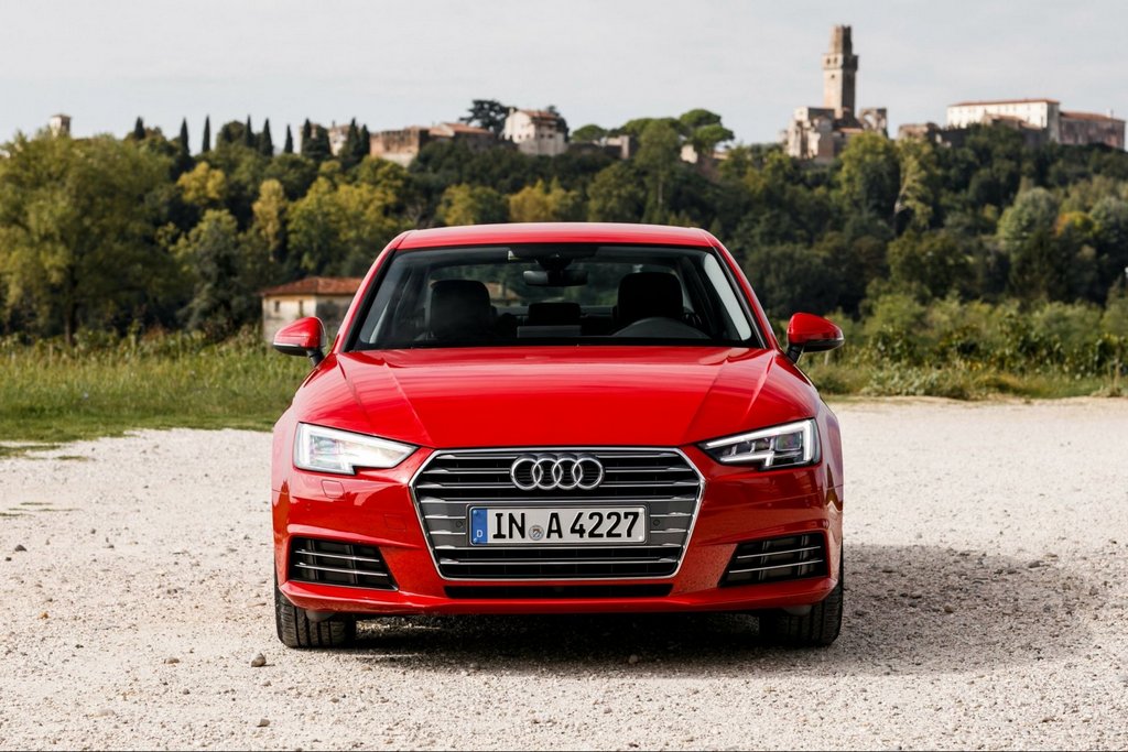 Пятое поколение седана Audi A4