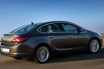 Opel Astra J 2009-2015 гг. Полный комплект окантовки стекол нержавейка 12шт Sedan фото 1