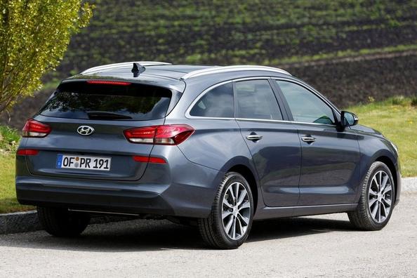Обзор универсала Hyundai i30 Wagon третьего поколения фото 2