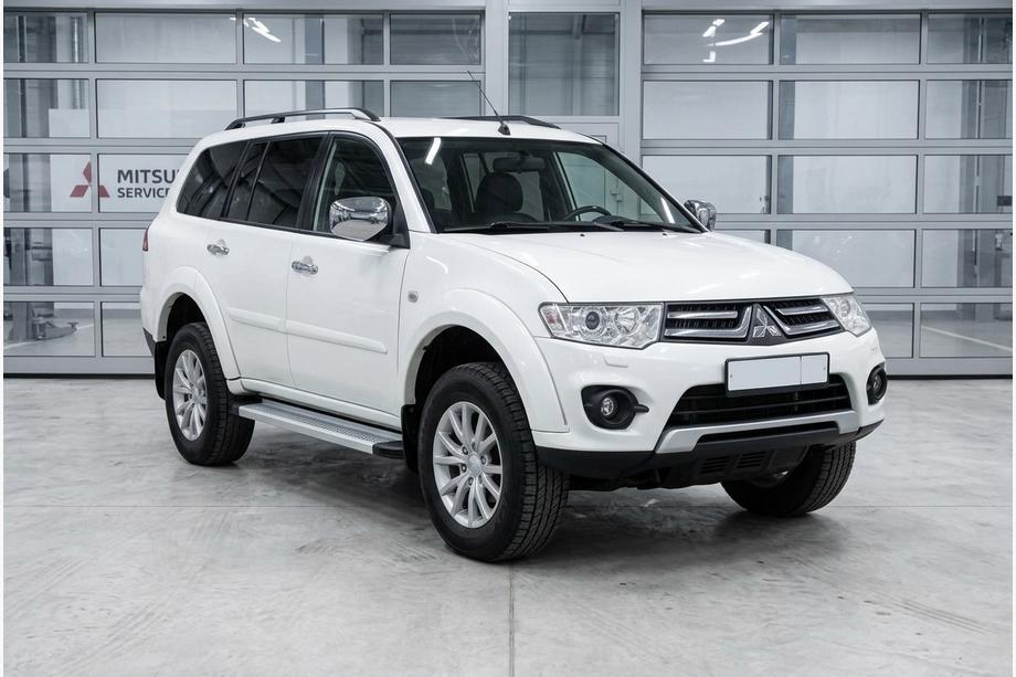 Mitsubishi Pajero Sport 2008-2015 гг. Боковые Подножки Maya V2 (2 шт., Алюминий) Фото 1