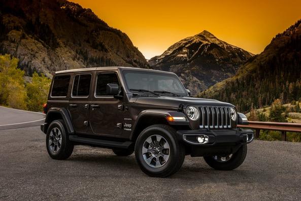 Пятидверный внедорожник Jeep Wrangler четвертого поколения фото 6