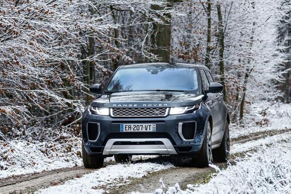 Обновленный премиальный кроссовер Range Rover Evoque