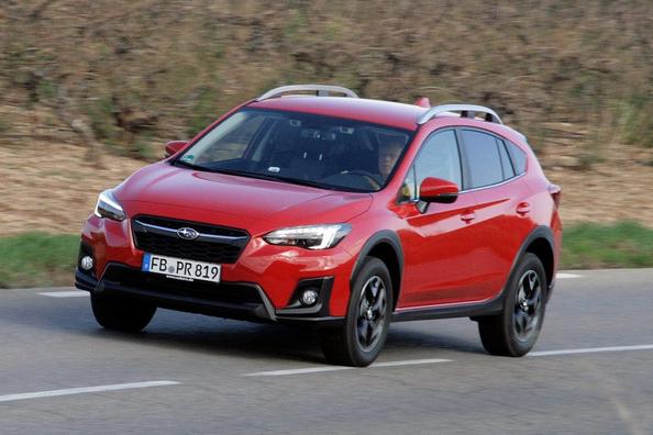 Обзор компактного кроссовера Subaru XV