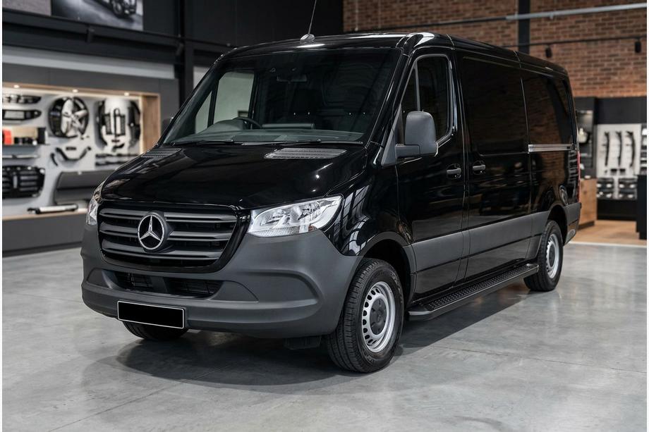 Mercedes Sprinter W907/W910 2018- гг. Боковые Подножки Allmond Black (2 шт., Алюминий) Image