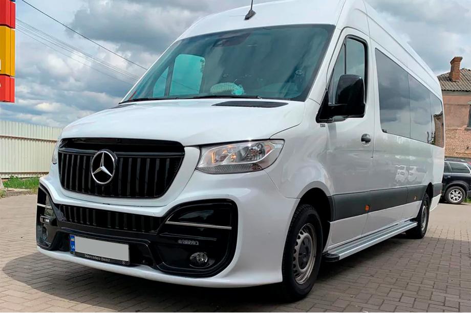 Mercedes Sprinter W907/W910 2018- гг. Боковые Подножки Maya V2 (2 шт., Алюминий) Средняя База - Задний Привод Фото 4