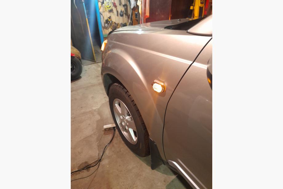 Mitsubishi Outlander 2006-2012 гг. Решетка на боковой повторитель Овал (2 шт, ABS) Фото 3