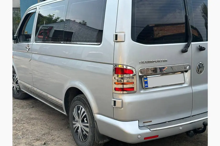 Volkswagen T5 2010-2015 гг. Накладки на Задние Фонари (2 шт., Нержавейка) Фото 4