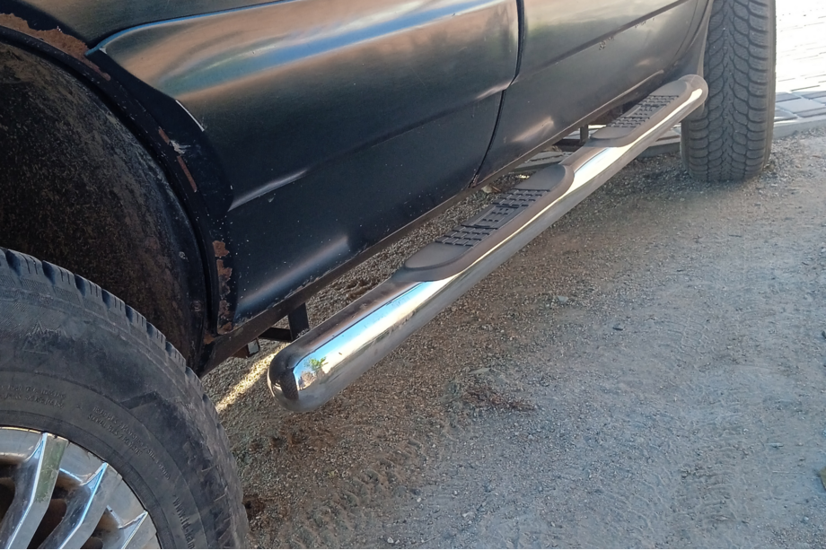 Chevrolet Niva 1998-2020 гг. Боковые трубы (2 шт, нержавейка) Image