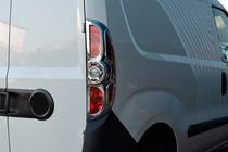 Opel Combo 2012-2018 гг. Окантовка на задние фонари (2012-2015, 2 шт, пластик) фото 1