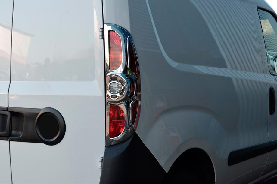 Opel Combo 2012-2018 гг. Окантовка на задние фонари (2012-2015, 2 шт, пластик) Image
