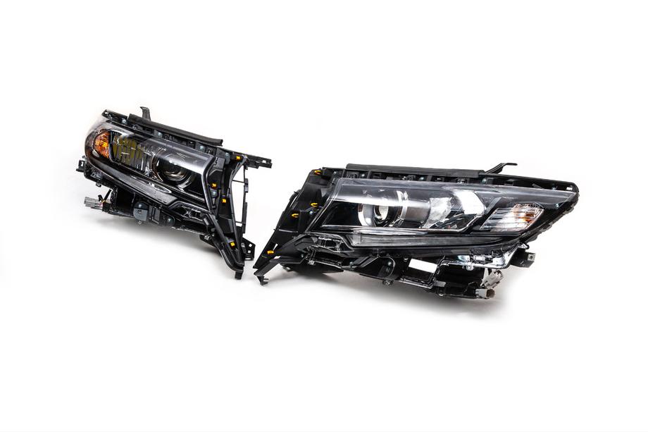 Toyota Land Cruiser Prado 150 2009-2023 гг. Комплект рестайлинга 2009-2016 на 2017- (с фарами Full LED) Фото 19