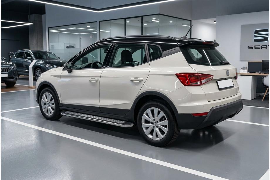 Seat Arona 2017- гг. Боковые Подножки Maydos V2 (2 шт., Алюминий и Нержавейка) Фото 1