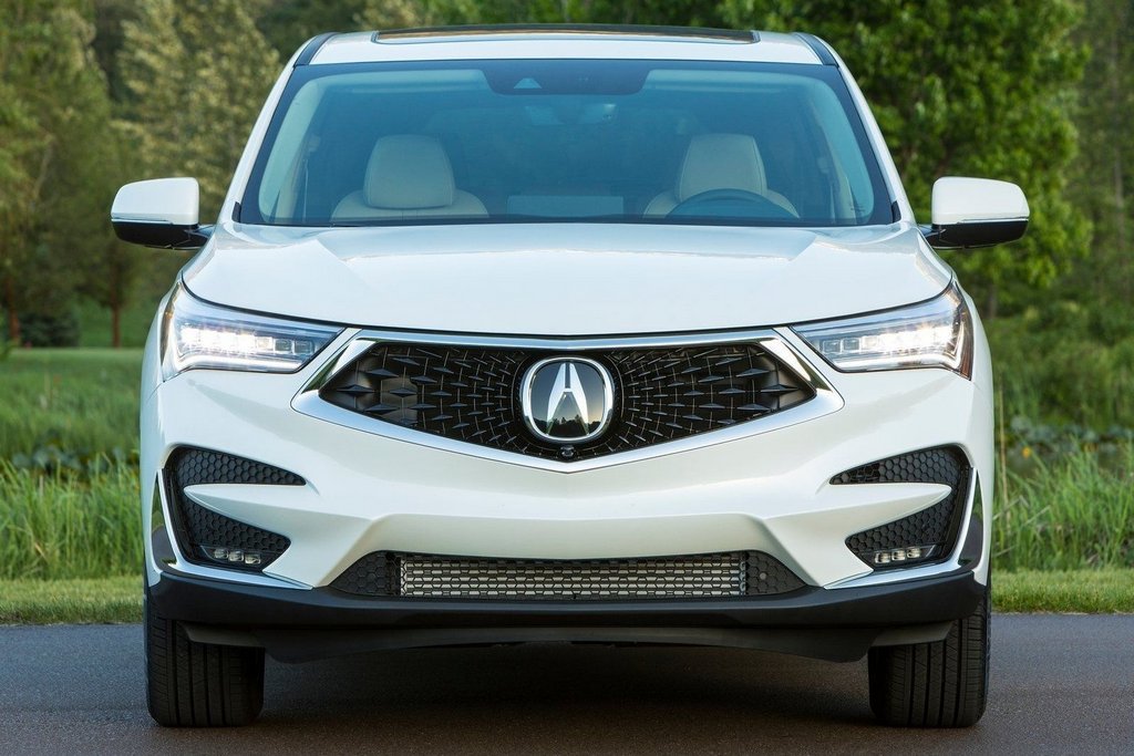 Кроссовер Acura RDX 2019 модельного года