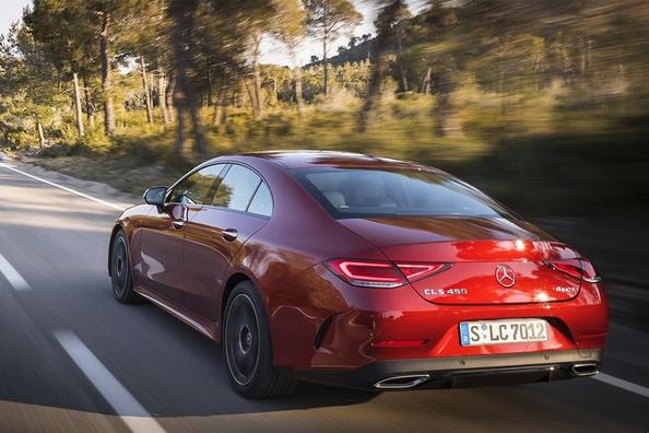 Новое поколение четырехдверного купе Mercedes-Benz CLS-Class фото 10
