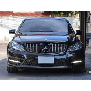 Передняя решетка радиатора GT Panamericana фото 1