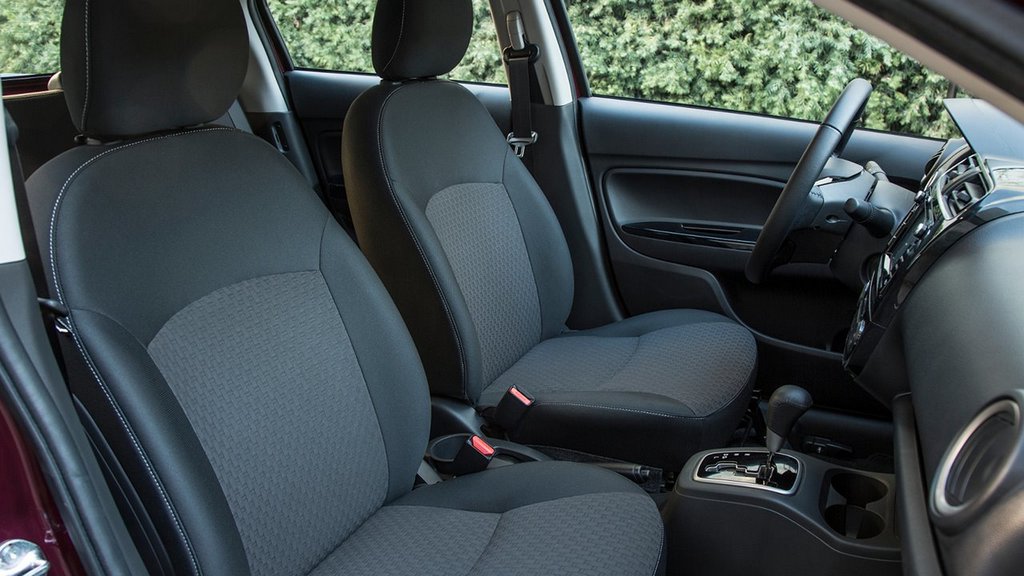 Бюджетный седан Mitsubishi Mirage