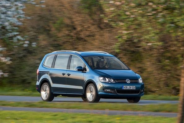 Обновленный минивэн Volkswagen Sharan второго поколения фото 2