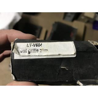 Хромированные Накладки на Решетку 2010-2012 (4 шт, пластик) Toyota Rav 4 2006-2013 гг. фото 4