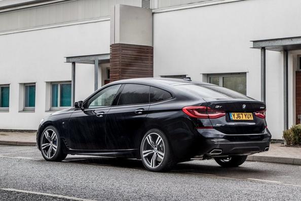Лифтбэк BMW 6-Series Gran Turismo фото 10