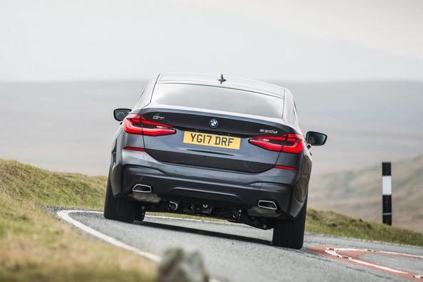 Лифтбэк BMW 6-Series Gran Turismo фото 3