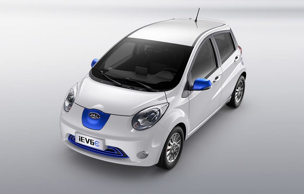 Обзор электрического компактного хэтчбека JAC iEV6E