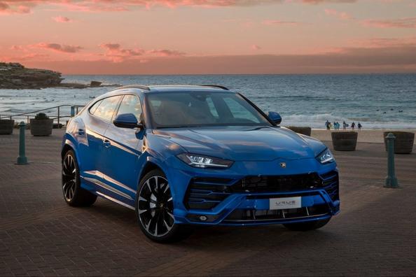 Обзор кроссовера Lamborghini Urus фото 8