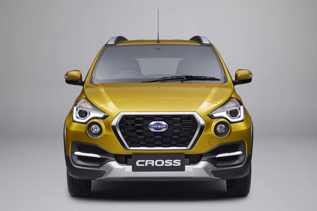 Обзор семиместного кроссовера Datsun Cross