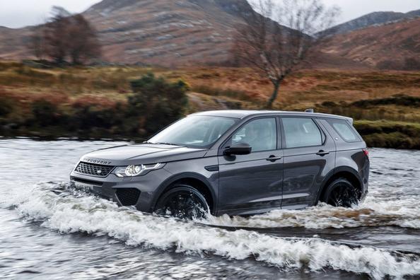 Обзор семиместного кроссовера Land Rover Discovery Sport