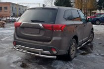 Mitsubishi Outlander 2012-2021 гг. Задняя дуга AK004-2 (нержавейка) фото 1
