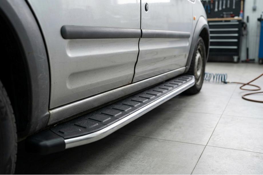 Ford Connect 2006–2009 гг. Боковые пороги Fullmond (2 шт., алюминий) Image