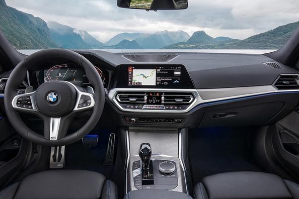 Обзор седьмого поколения седана BMW 3-Series фото 6