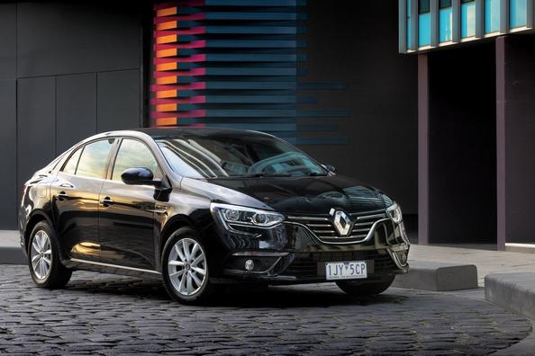 Обзор седана Renault Megane четвертой генерации