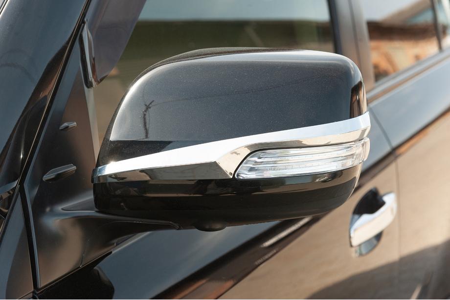 Накладки на зеркала (2 шт, хром) Image Накладки на зеркала (2 шт, хром) Image