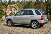 Kia Sportage 2004-2010 гг. Боковые Подножки Fullmond (2 шт, алюминий) фото 1
