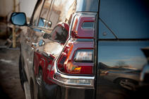 Toyota Land Cruiser Prado 150 2009-2023 гг. Хром Накладки на Задние Фонари V1 (2 шт., 2018+) фото 2