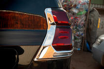 Toyota Land Cruiser Prado 150 2009-2023 гг. Хром Накладки на Задние Фонари V1 (2 шт., 2018+) фото 3