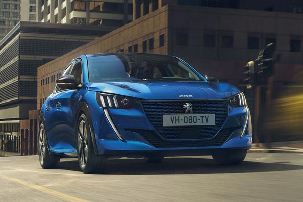 Обзор компактного хэтчбека Peugeot 208 нового поколения фото 4