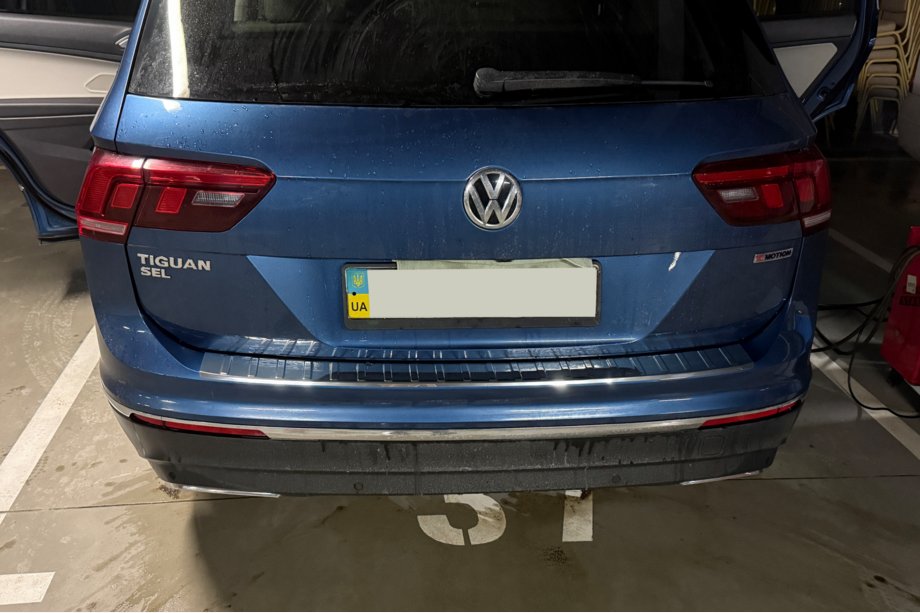 Volkswagen Tiguan 2016-2023 гг. Накладка на задний бампер нержавейка (Carmos) Фото 9