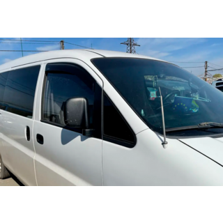 Ветровики на окна (2 шт, HIC) Hyundai H200, H1, Starex 1998-2007 гг. фото 1