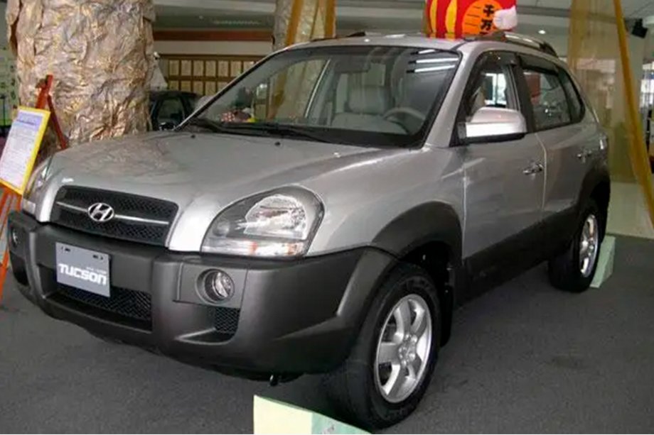 Hyundai Tucson JM 2004- гг. Ветровики на окна (4 шт, HIC) Фото 3