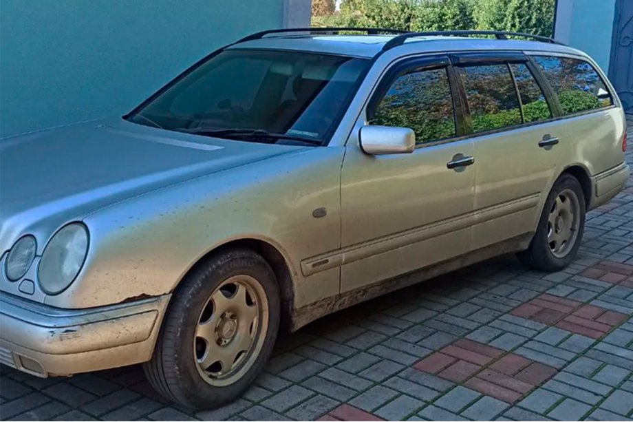 Mercedes E-class W210 1995-2002 гг. Ветровики SW (4 шт, HIC) Фото 5