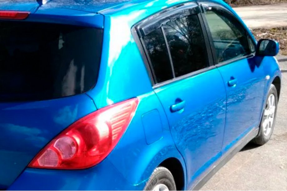 Nissan Tiida 2004-2011 гг. Ветровики HB (4 шт, HIC) Фото 7