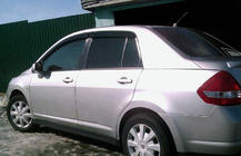 Nissan Tiida 2004-2011 гг. Ветровики SD (4 шт, HIC) фото 1