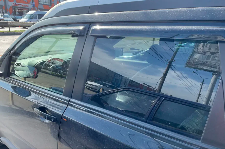 Nissan X-trail T31 2007-2014 гг. Ветровики на окна (4 шт, HIC) Фото 2