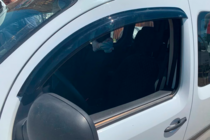 Renault Kangoo 2008–2020 гг. Ветровики на окна (2 шт, HIC) фото 8